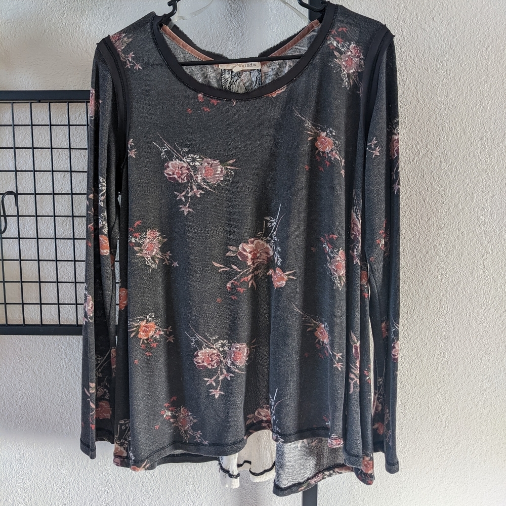 Rewind Floral Blouse with Lace Back Large